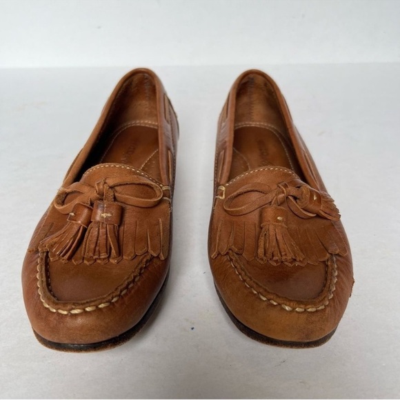 Women’s Brown Leather Tassel Loafers size 51/2 - Picture 2 of 9